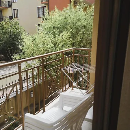 Siana 2 Apartment